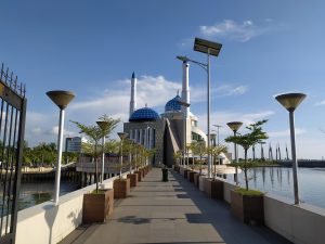 Masjid Amirul Mukminin